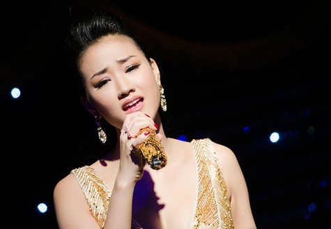 Maya cũng thể hiện live ca khúc "Nếu có biết trước" mà nhạc sỹ Hồ Hoài Anh dành tặng riêng mình